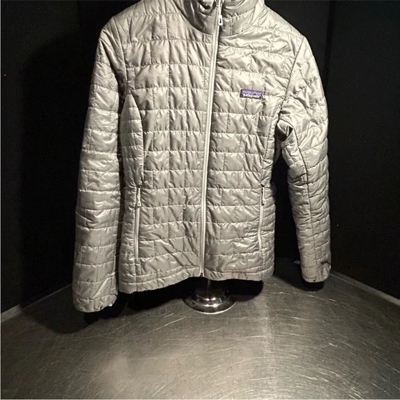 Patagonia Silver Puffer Jacket - Picture 2 of 8
